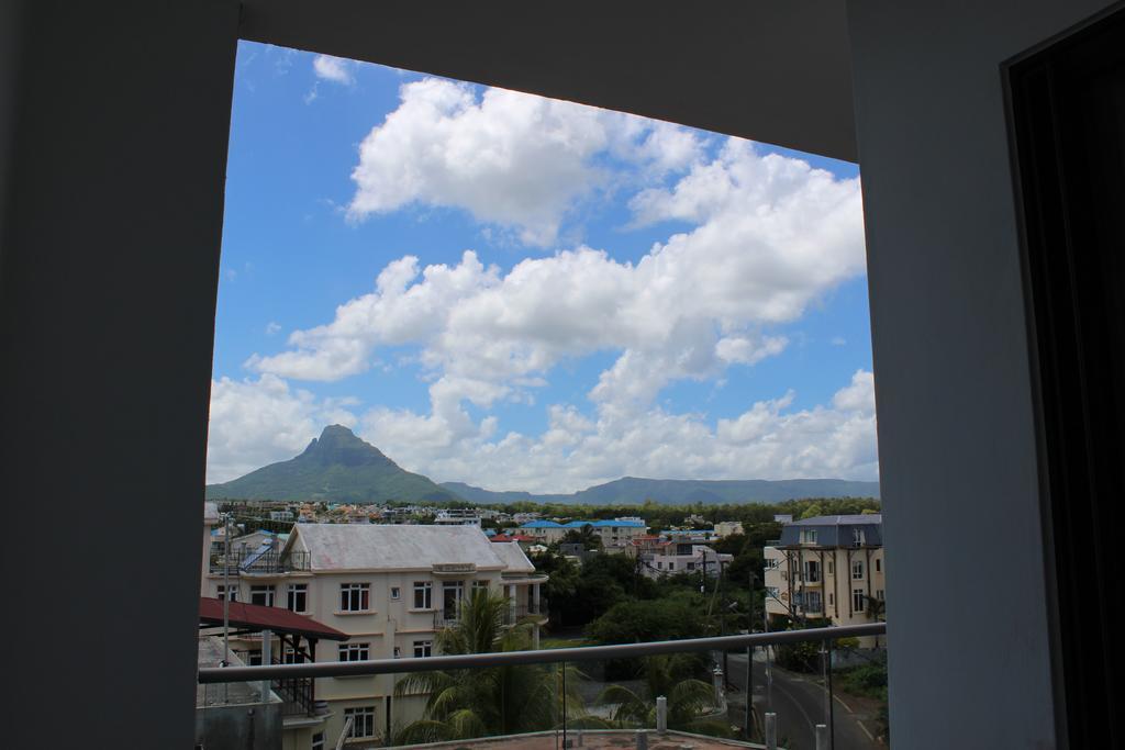 Flic En Flac Beach Penthouse Екстер'єр фото