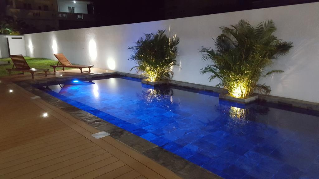 Flic En Flac Beach Penthouse Екстер'єр фото